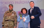 Волонтёров спецоперации наградили медалями в Тайшетском районе