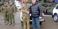 Игорь Кобзев вместе с Народным фронтом передал бойцам спецоперации из Иркутской области 10 новых автомобилей - ИА Тайшет24
