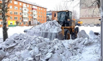 Лед не остановил технику. «Ресурс Групп» борется с последствиями оттепели во дворах
